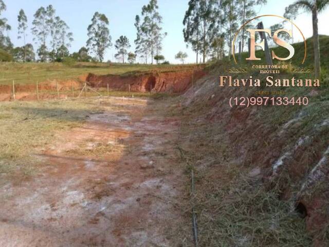 #216 - Terreno para Venda em Santa Branca - SP