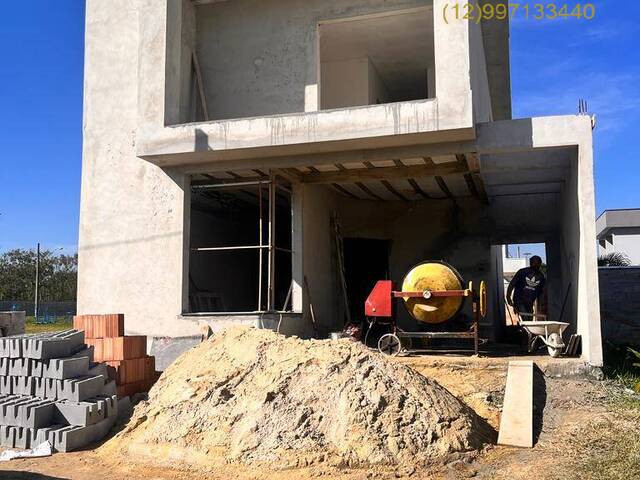 Casa em condomínio para Venda em Jacareí - 2